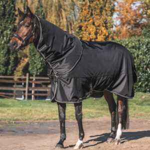 Back On Track Obsidian 150g Turnout Rug + Neck with Free 200grm Liner while supplies last!!