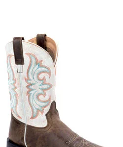 Classic Western cowboy boot with intricate embroidery and leather finish.